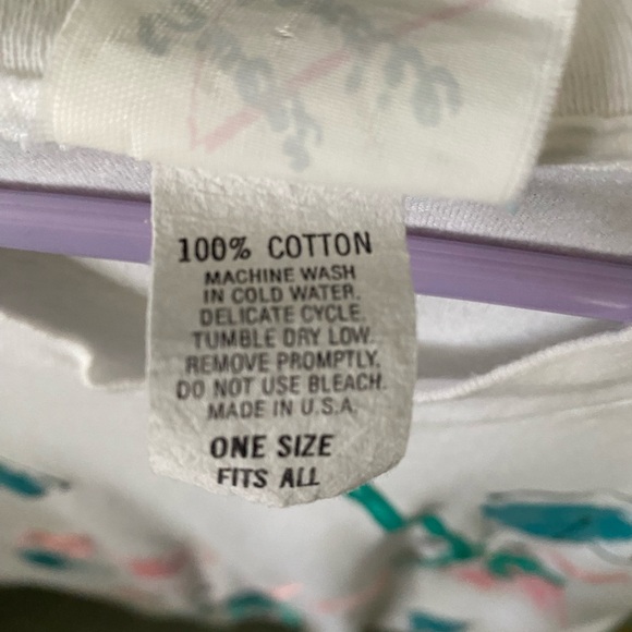 Long white t-shirt w/ green and pink ribbons, bows and sequins. - Picture 5 of 5